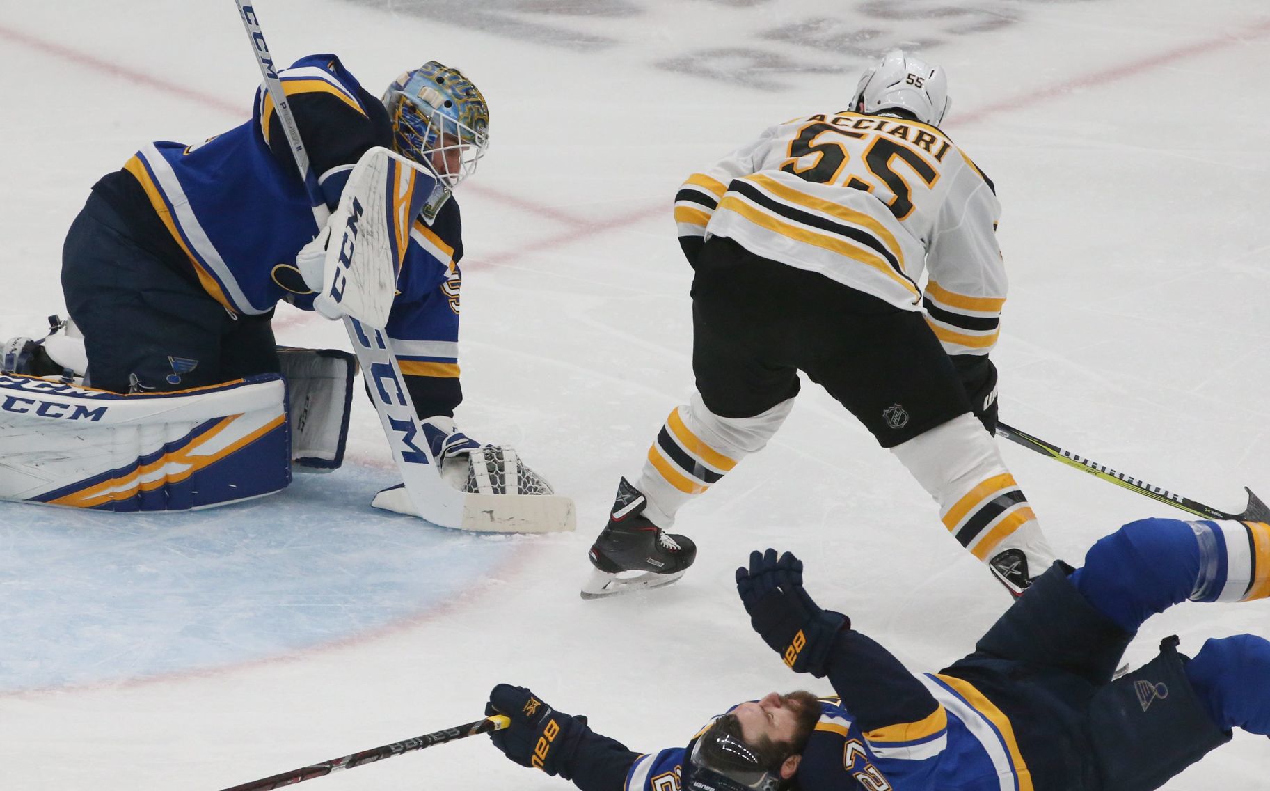 Blues skate in critical Game 6 of the Stanley Cup Final